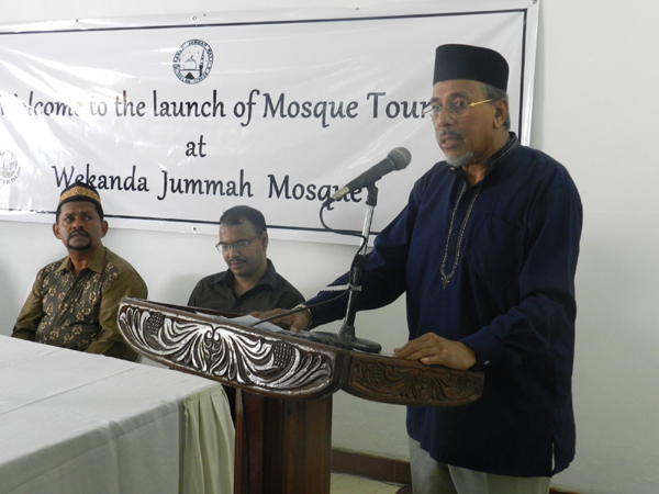 Trustee of the Wekanda Mosque Farook Latiff at the launch of Mosque Tours