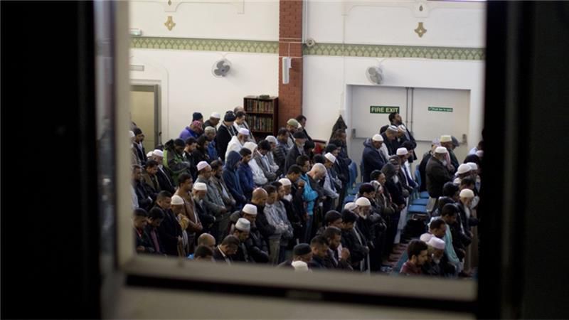 'Visit my mosque' day in UK bids to tackle Islamophobia